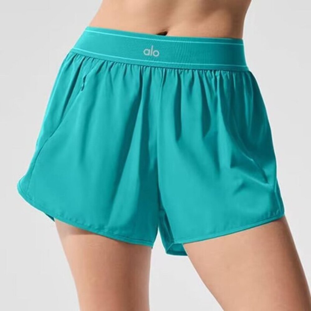 New Alo Match Point Short - Spruce Green
